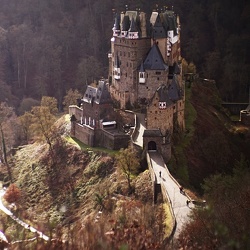 Burg Eltz bei Wintersonne